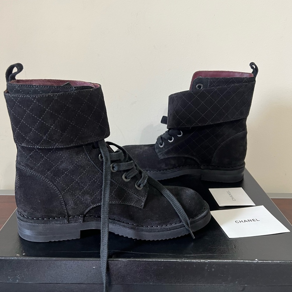 CHANEL Quilted Suede Combat Boots – Black Lace Up - Picture 13 of 17